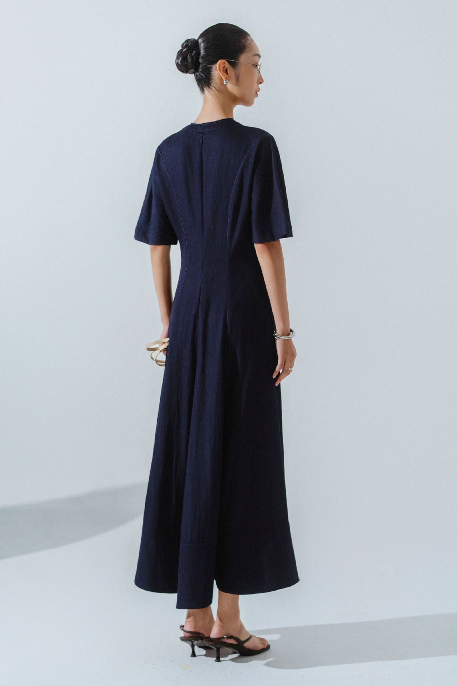 Aeris Round Neck Midi Dress