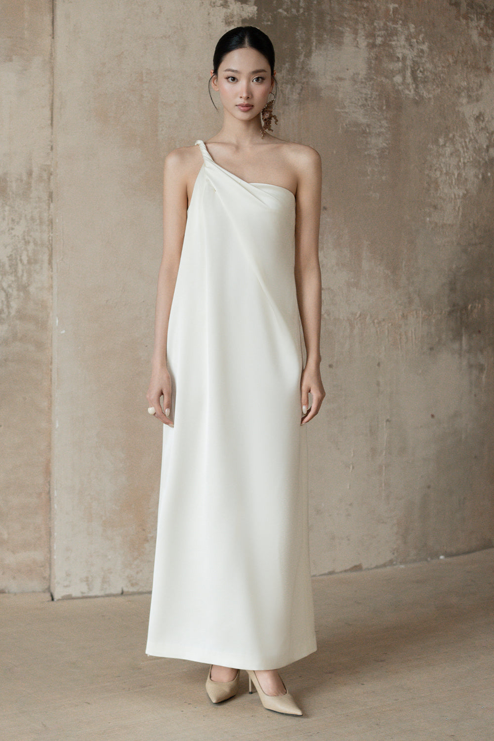 Nyvra One Shoulder Maxi Dress