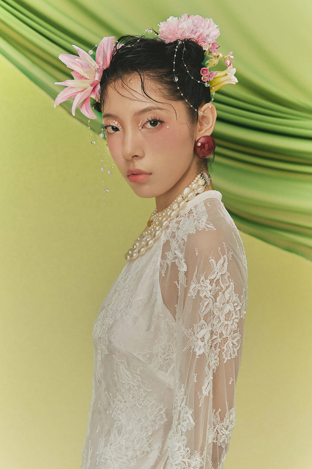 Tuyet Yen Wide Sleeve Taffeta Ao Dai Set