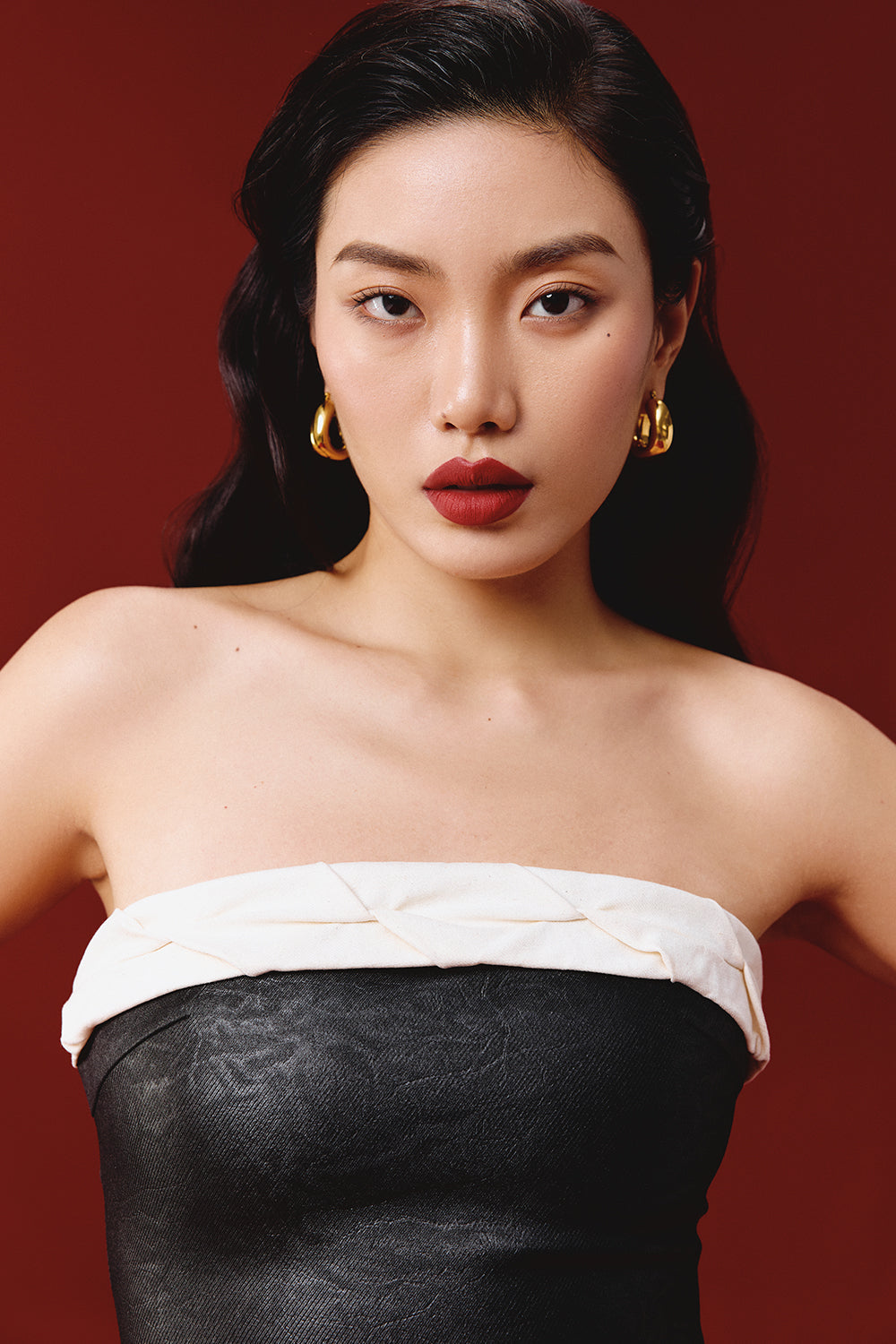 Rubis Straight Across Midi Dress