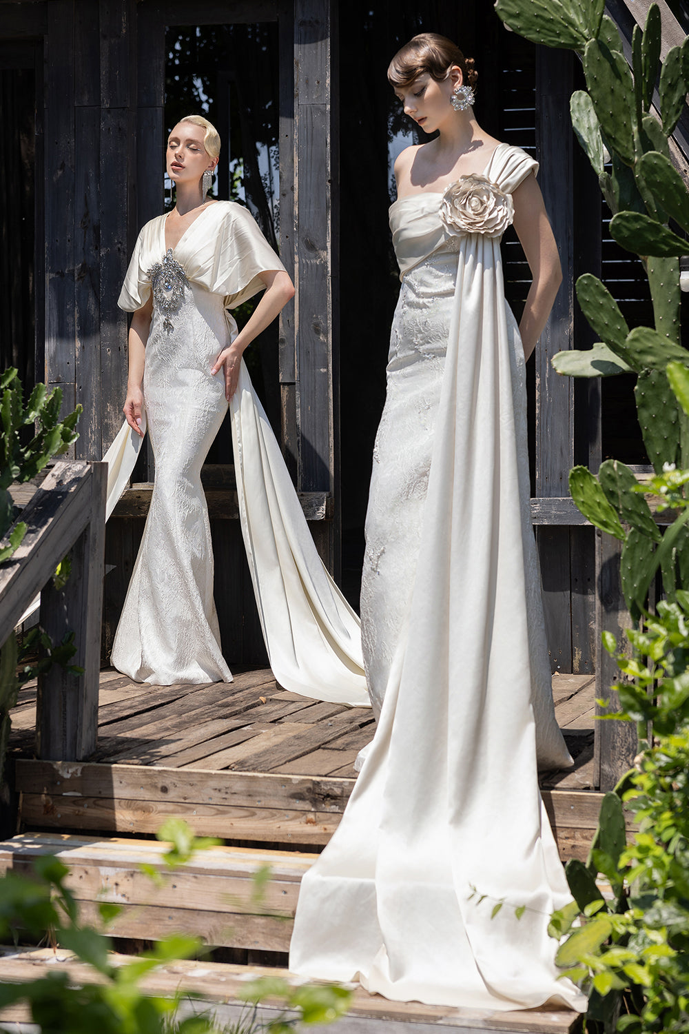 Austeinian V-neck Maxi Dress