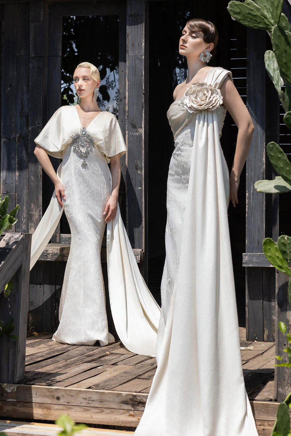 Austeinian V-neck Maxi Dress