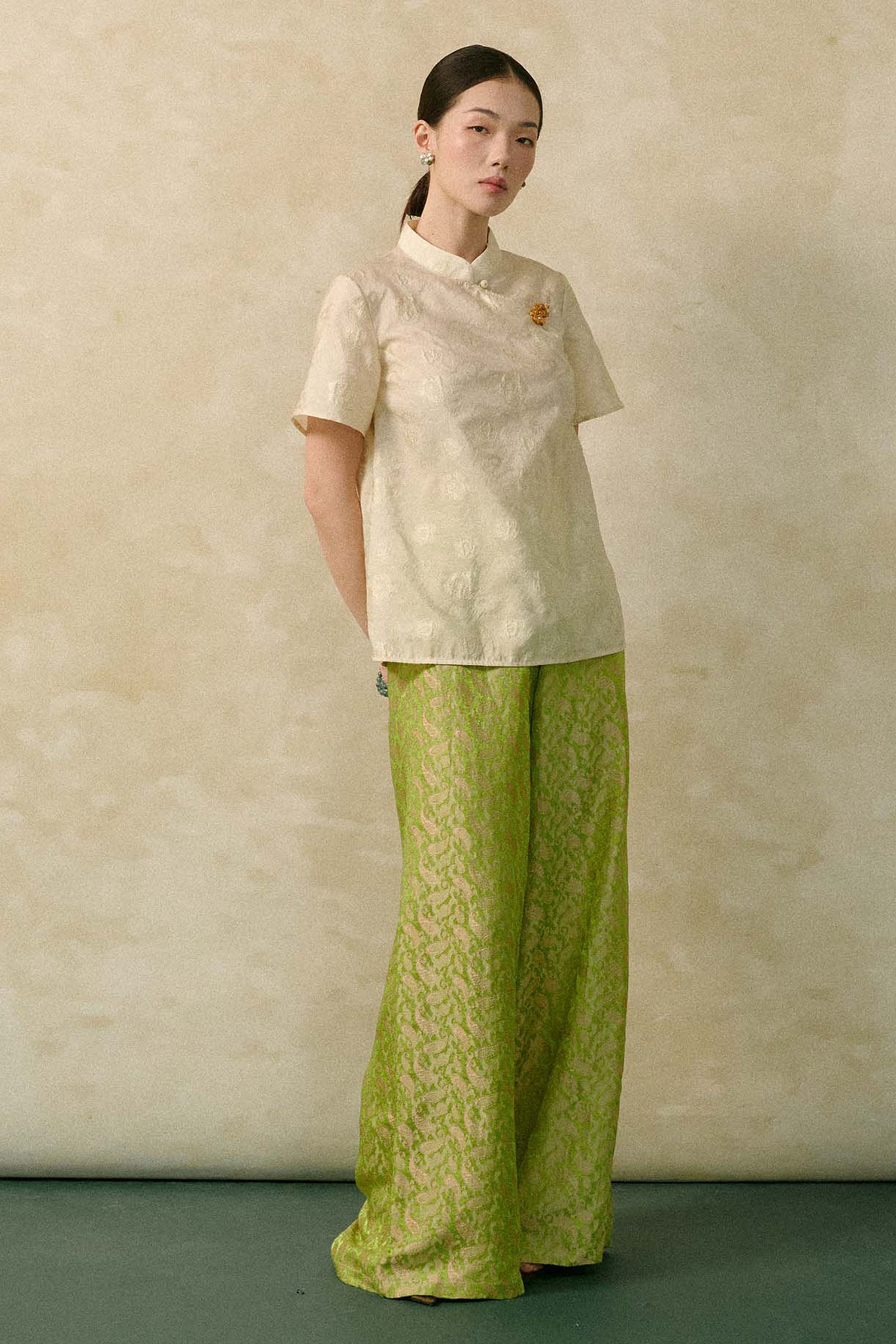 Ha Vu Mandarin Top