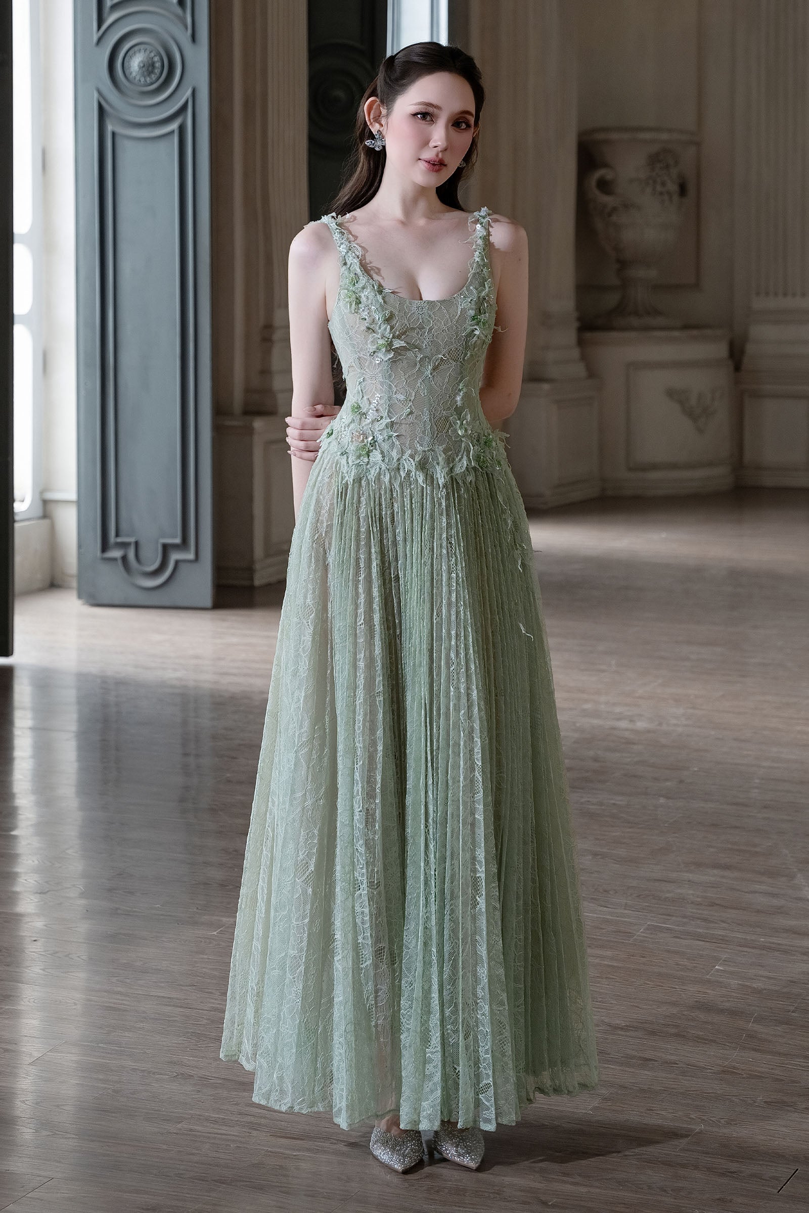 Lecia Scoop Neck Maxi Dress