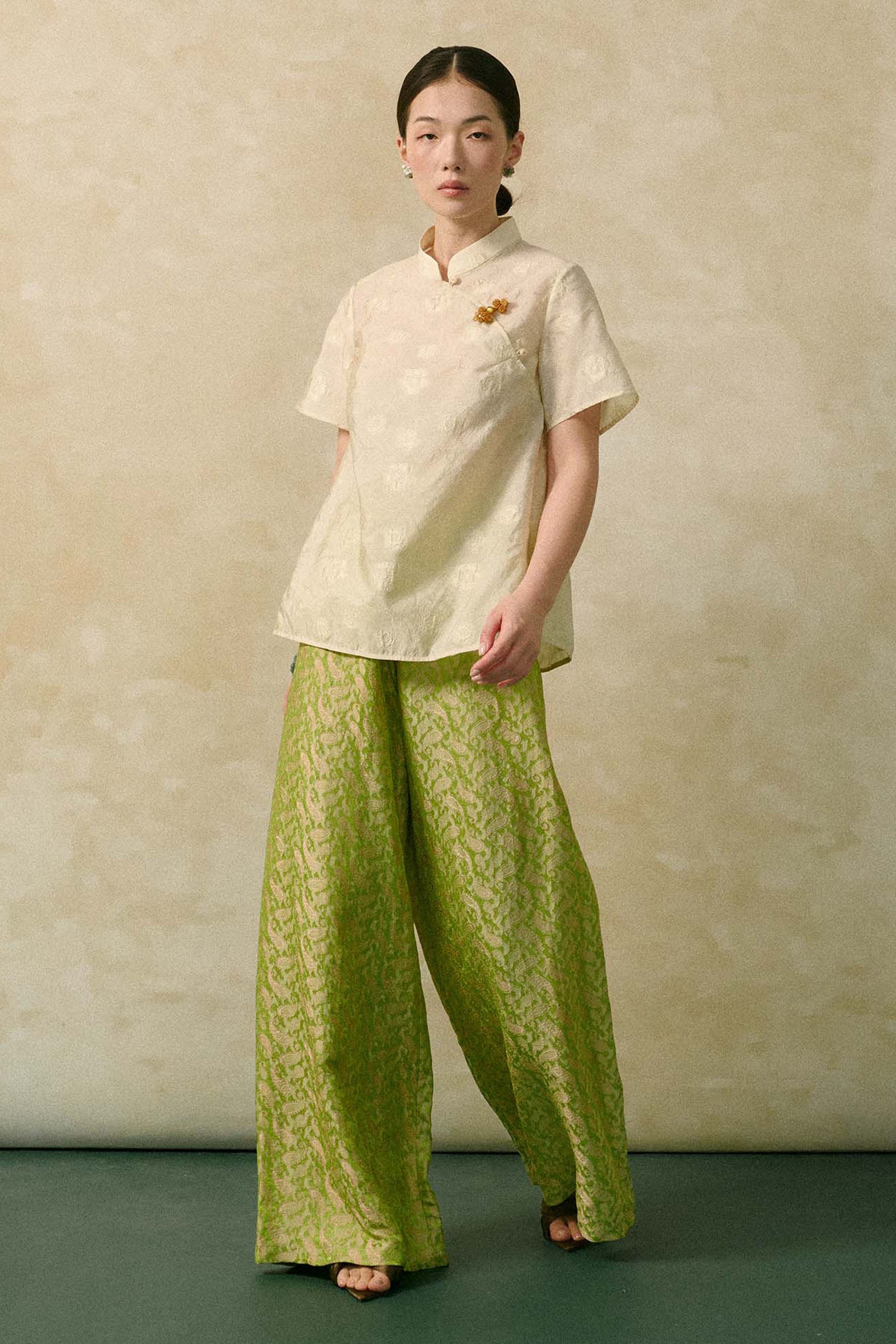 Ha Vu Mandarin Top
