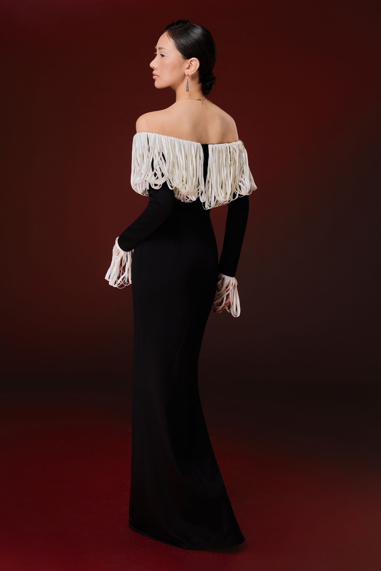 Regency Off-Shoulder Maxi Dress Black & White / XL