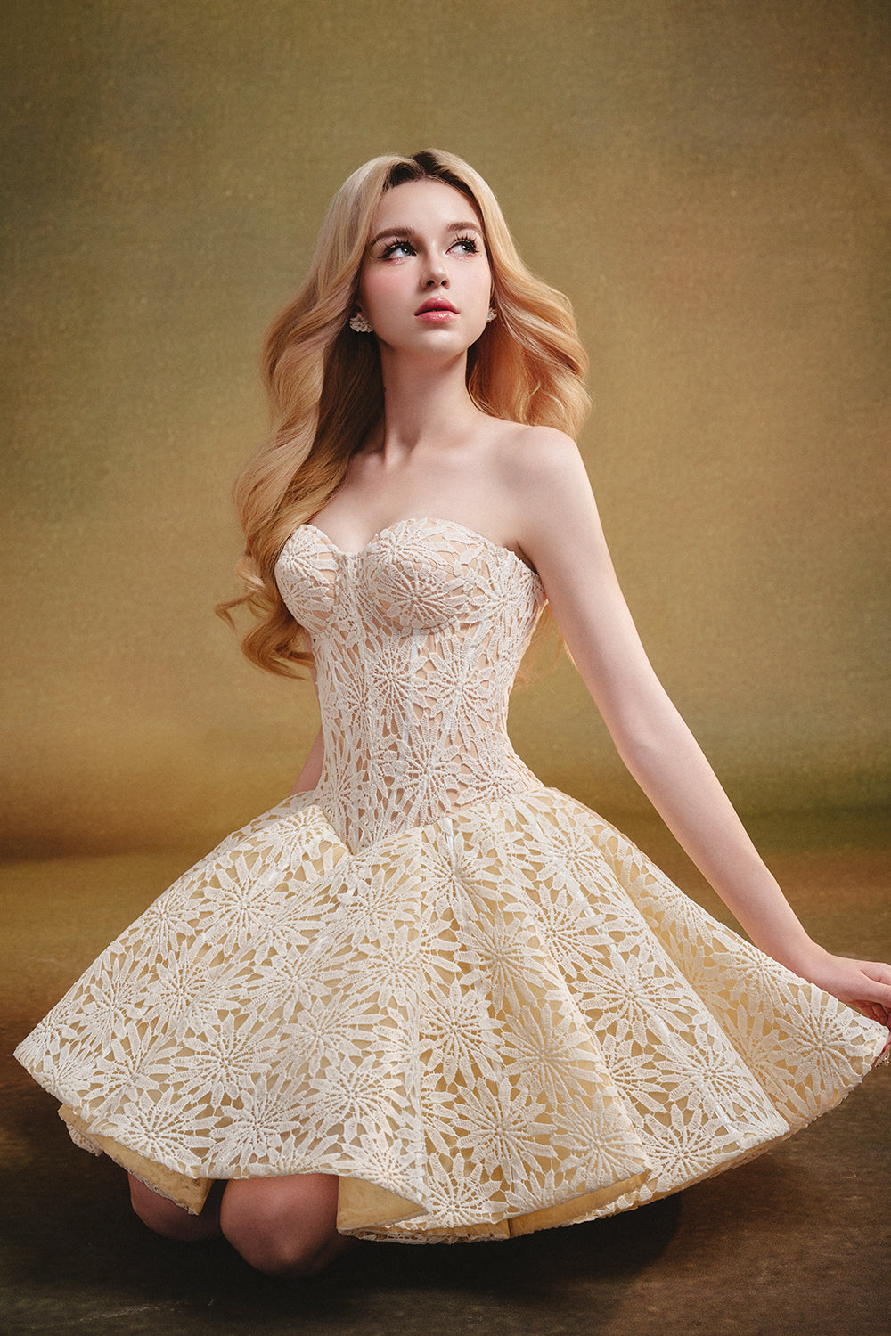 Odette Sweetheart Lace Mini Dress