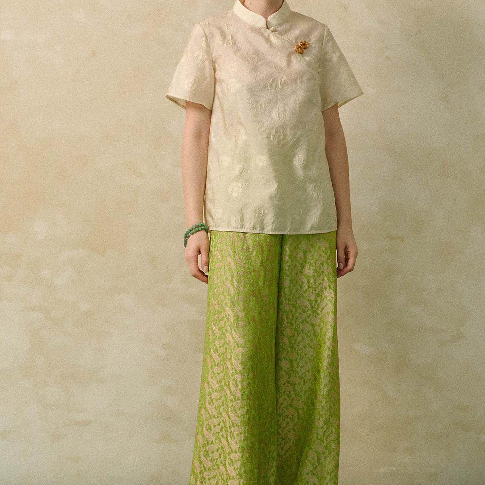 Ha Vu Mandarin Top