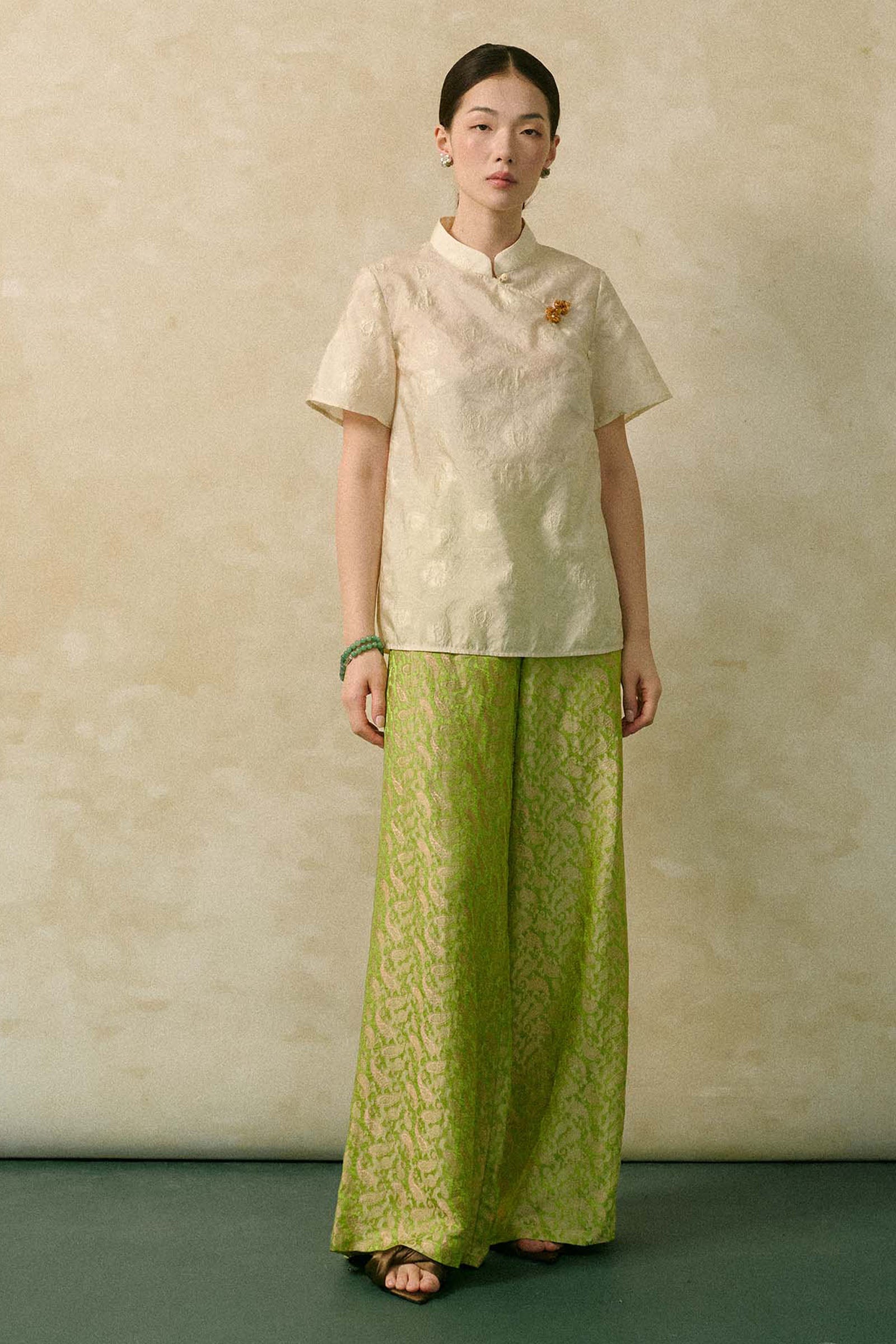 Ha Vu Mandarin Top