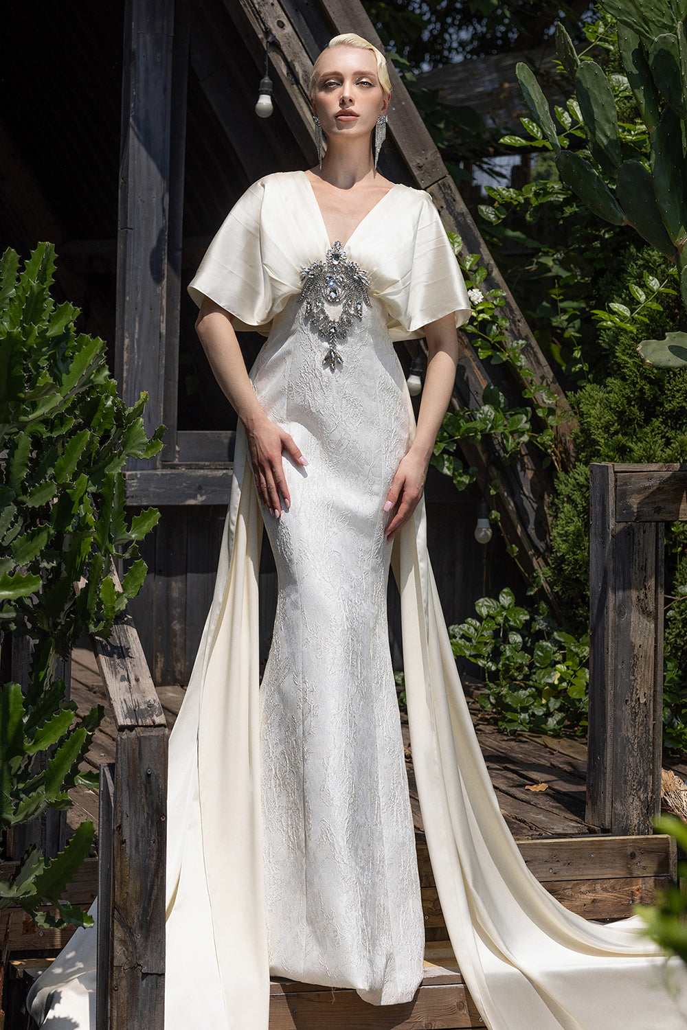 Austeinian V-neck Maxi Dress