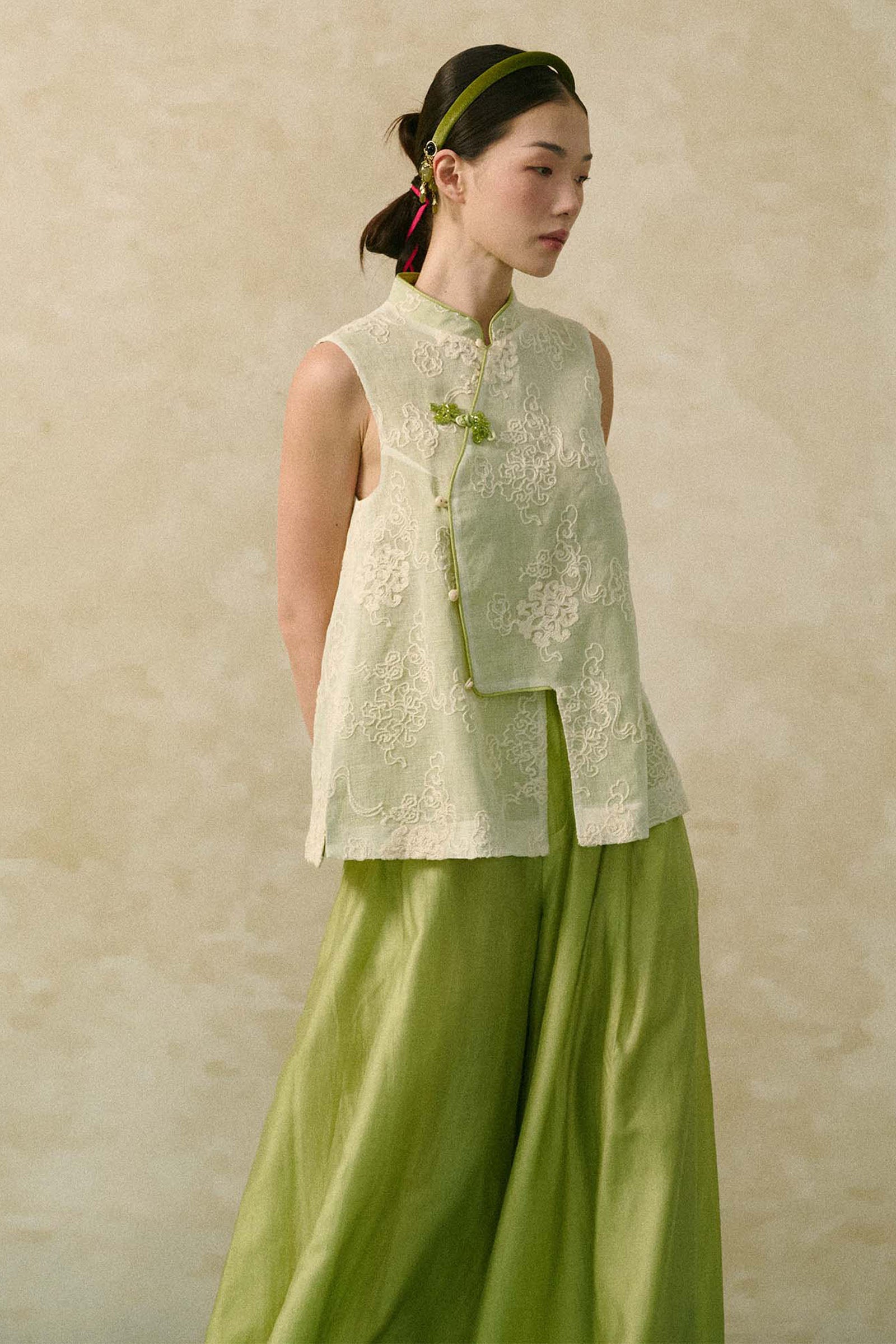 Luc Binh Applique Top
