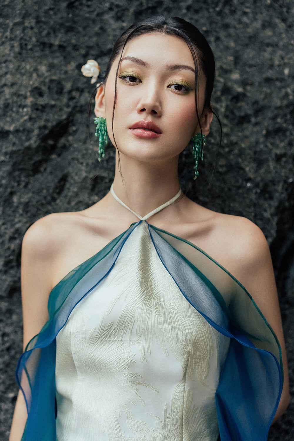Mong Hoa Halter Set