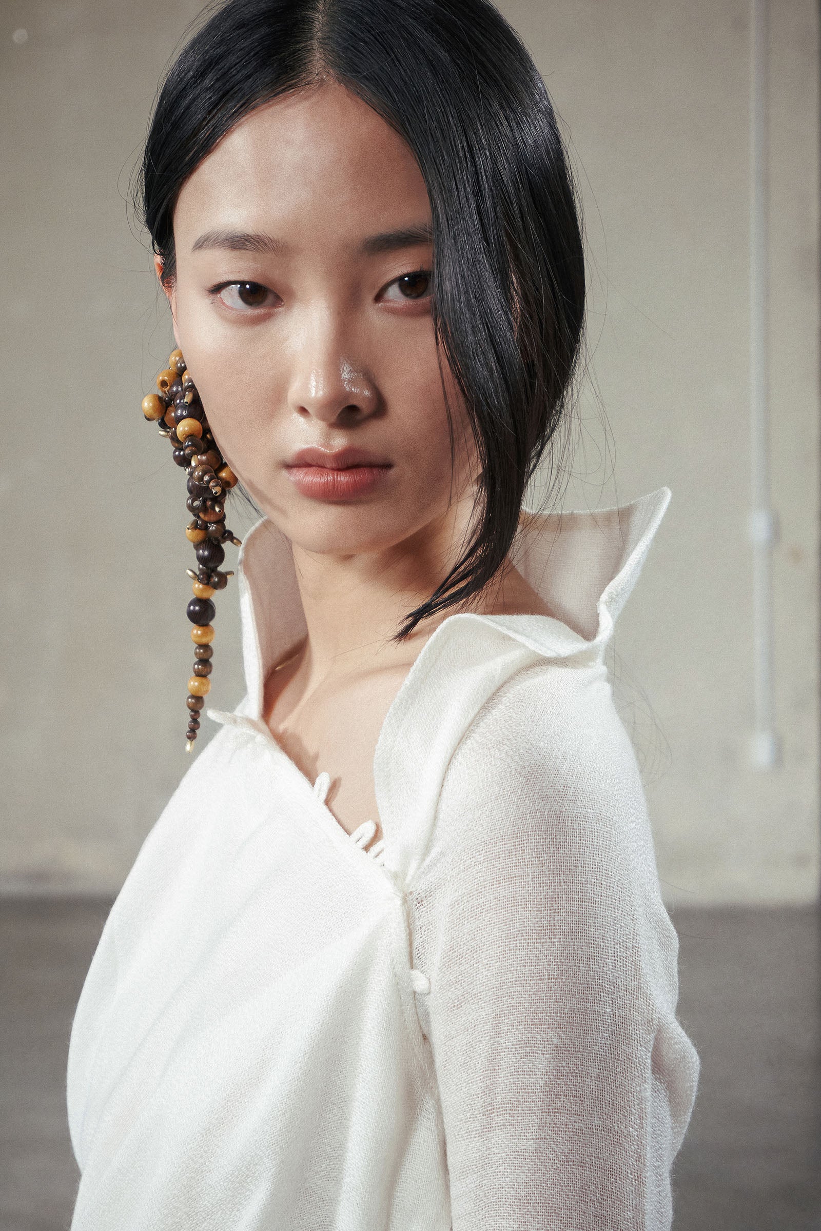 Bach Van Asymmetric Neck Ao Dai