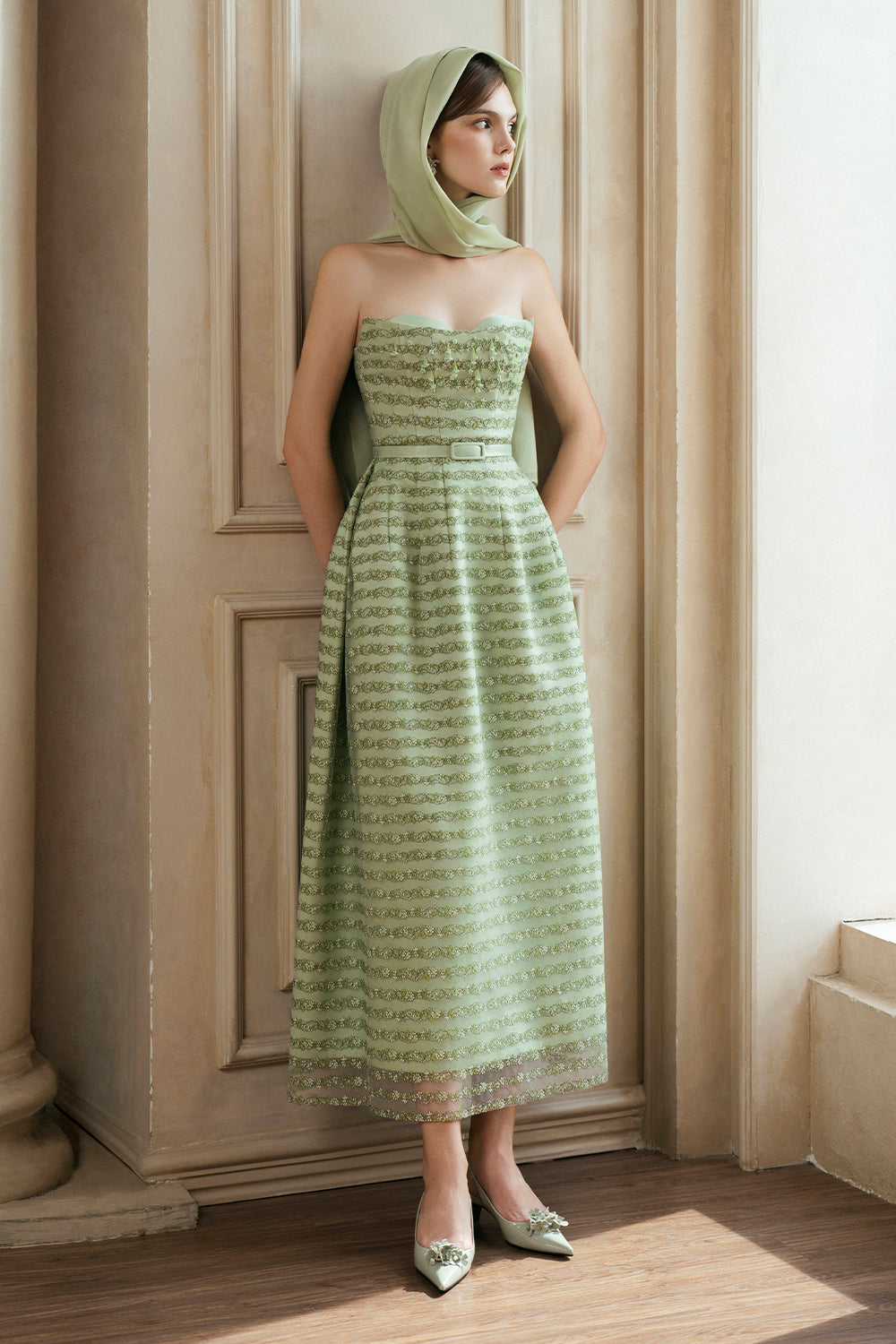 evergreen midi dress Midi Dress Women V-Neck Short Sleeve Pleated Waist Pockets, Dark green / M