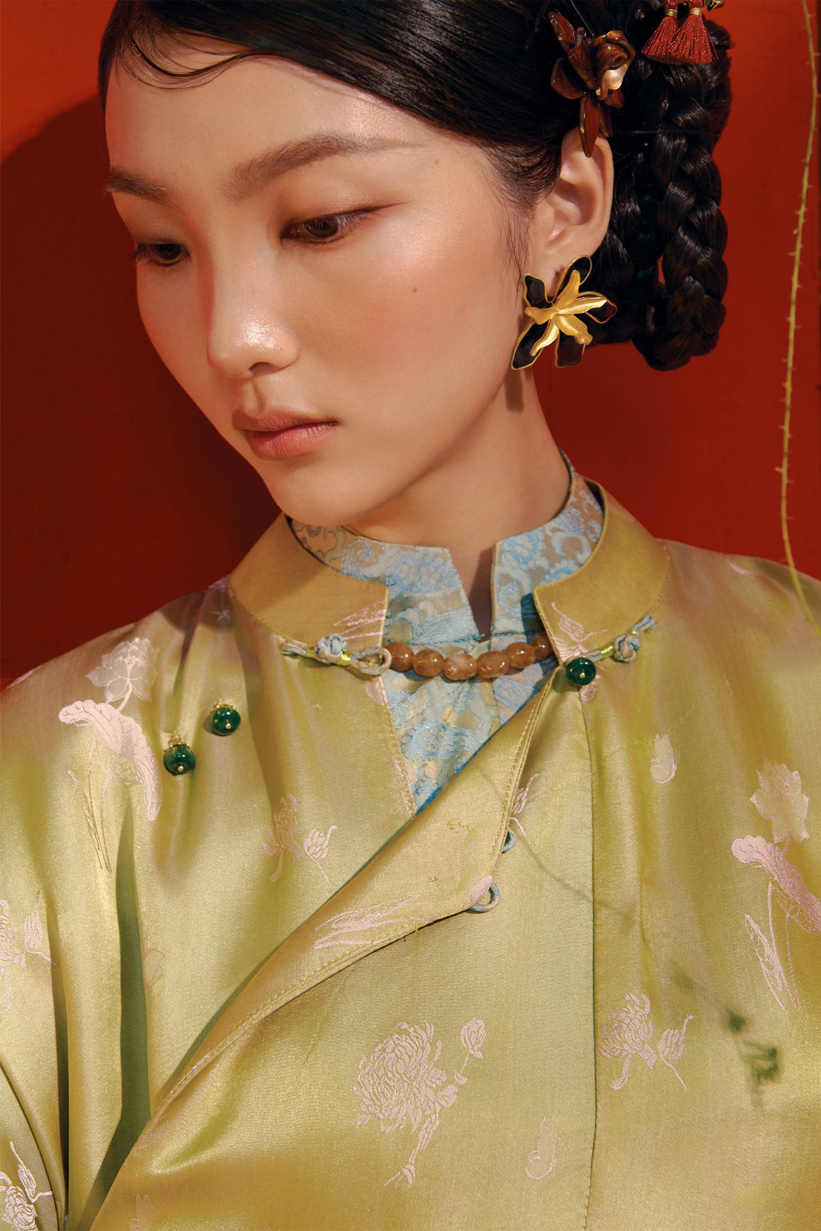 Bich Khue Mandarin Ao Dai Set