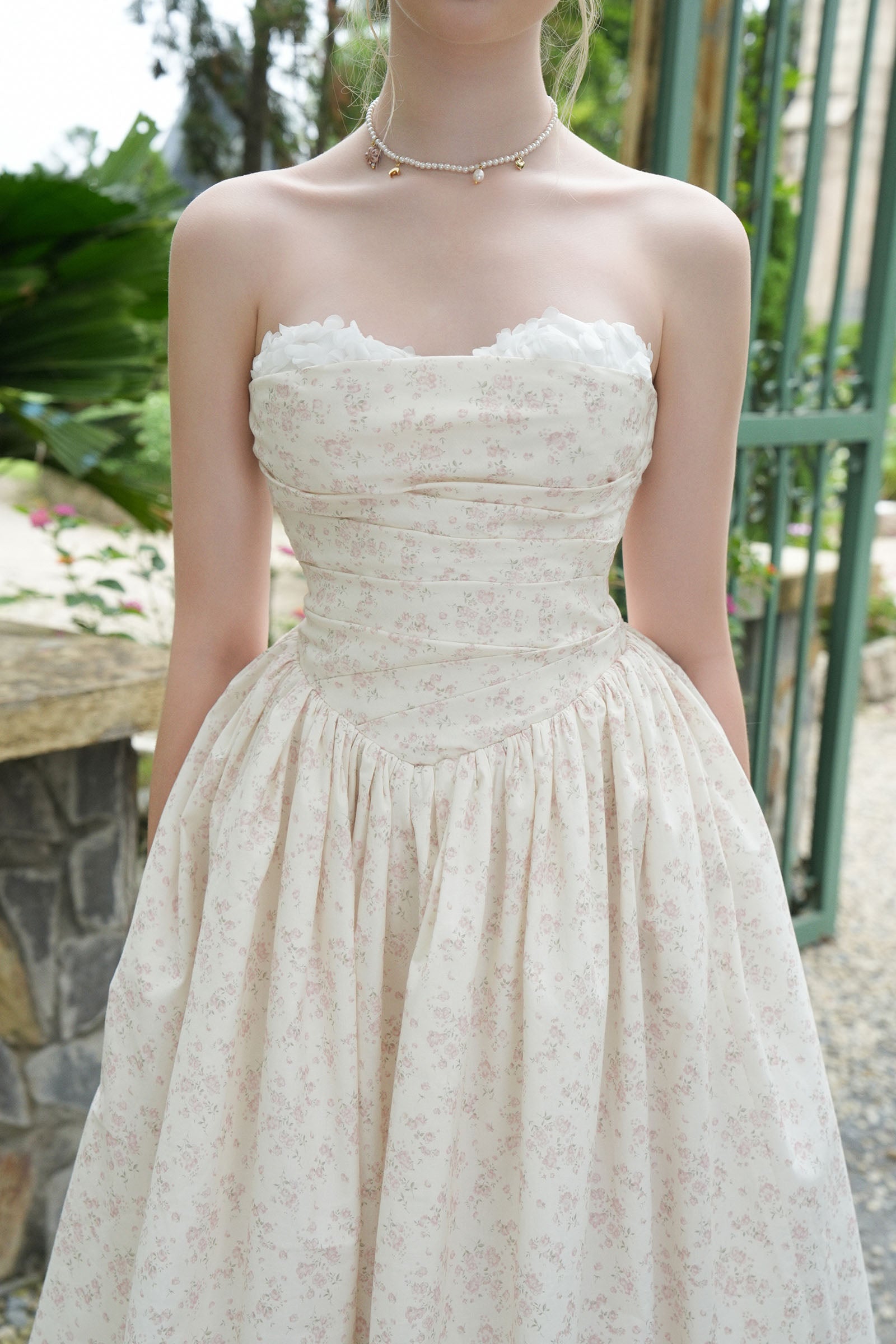 Fairyblush Sweetheart Midi Dress