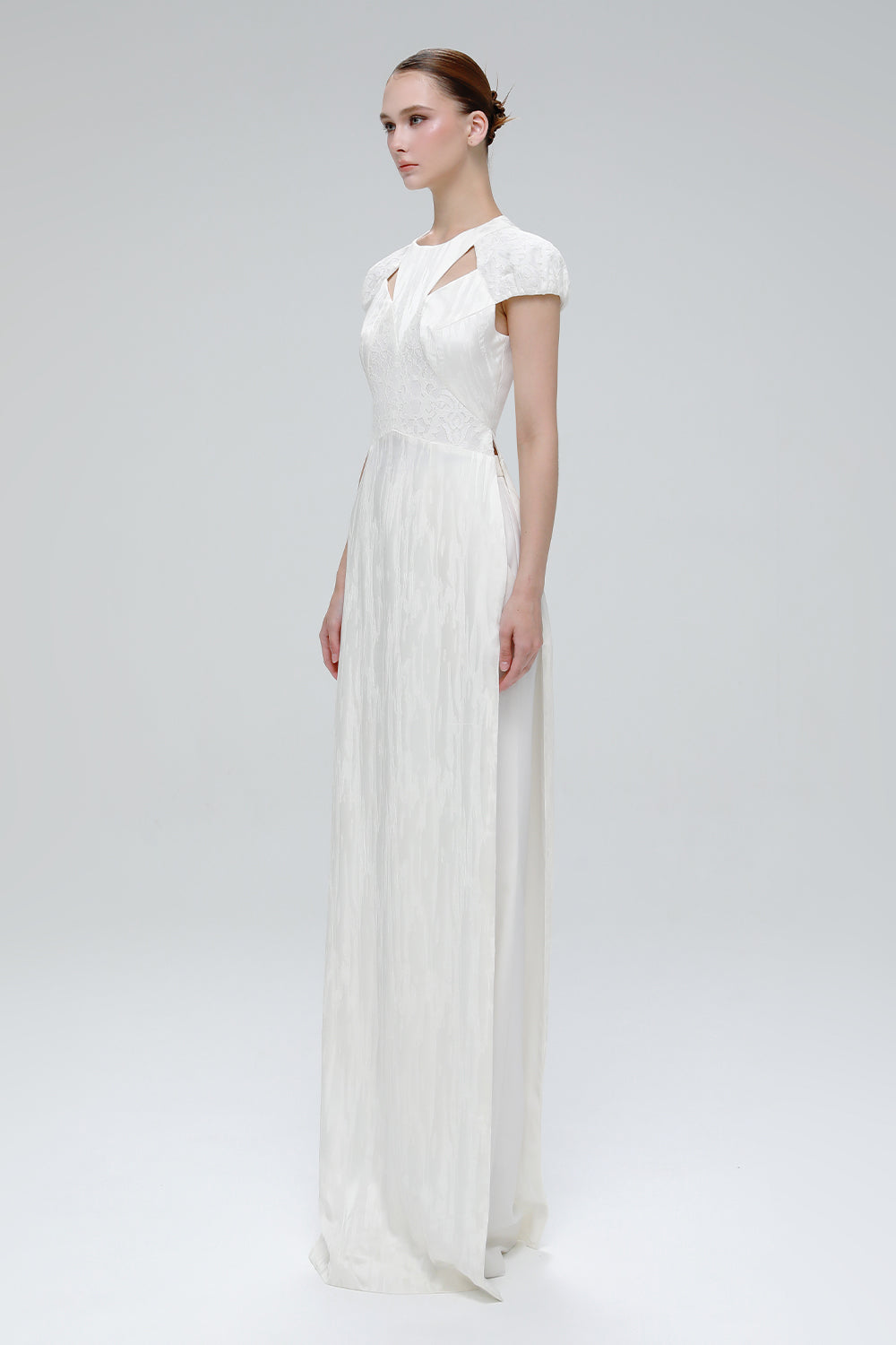 Lily of Valley Puff Sleeve Ao Dai Set