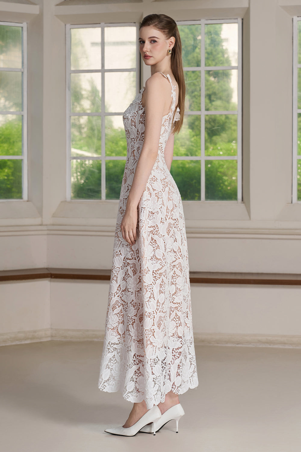 Zire Lace Midi Dress
