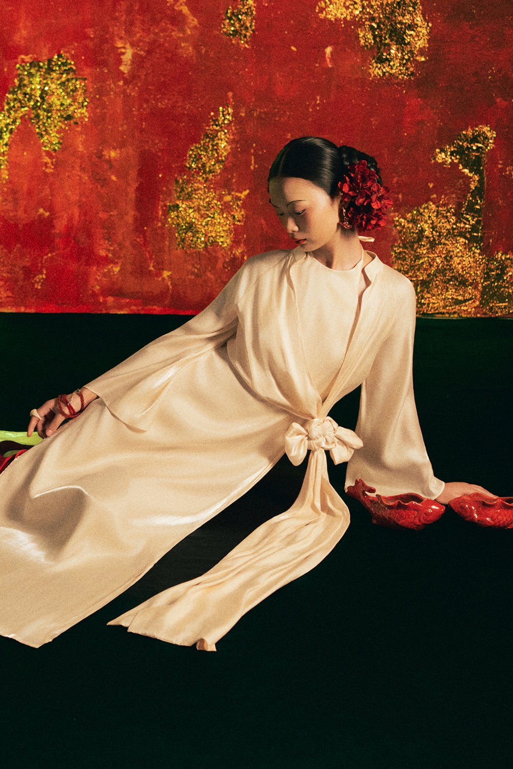 Dien Ket Round Neck Synthetic Silk Ao Dai