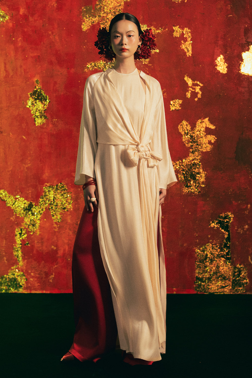 Dien Ket Round Neck Synthetic Silk Ao Dai