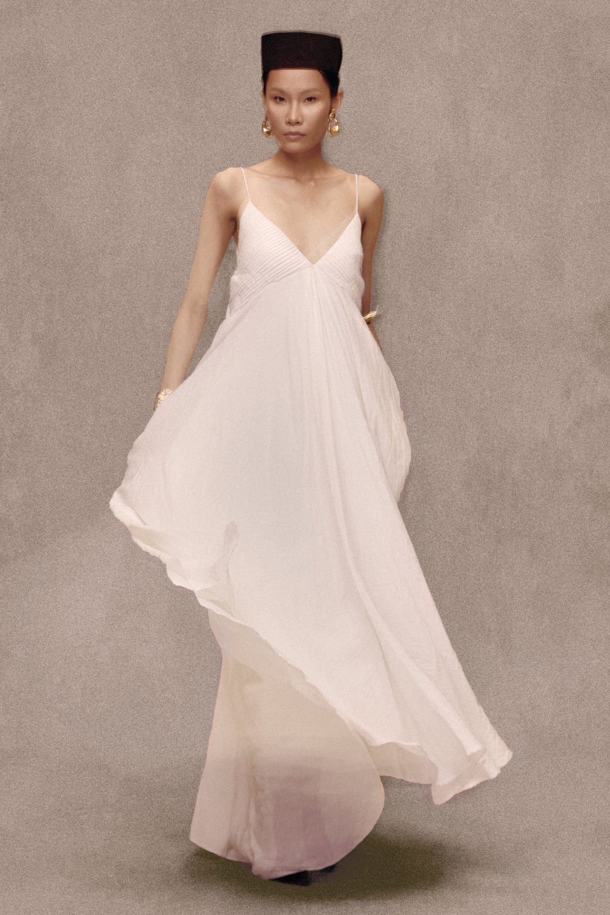 Bach Dang V-Neck Maxi Dress