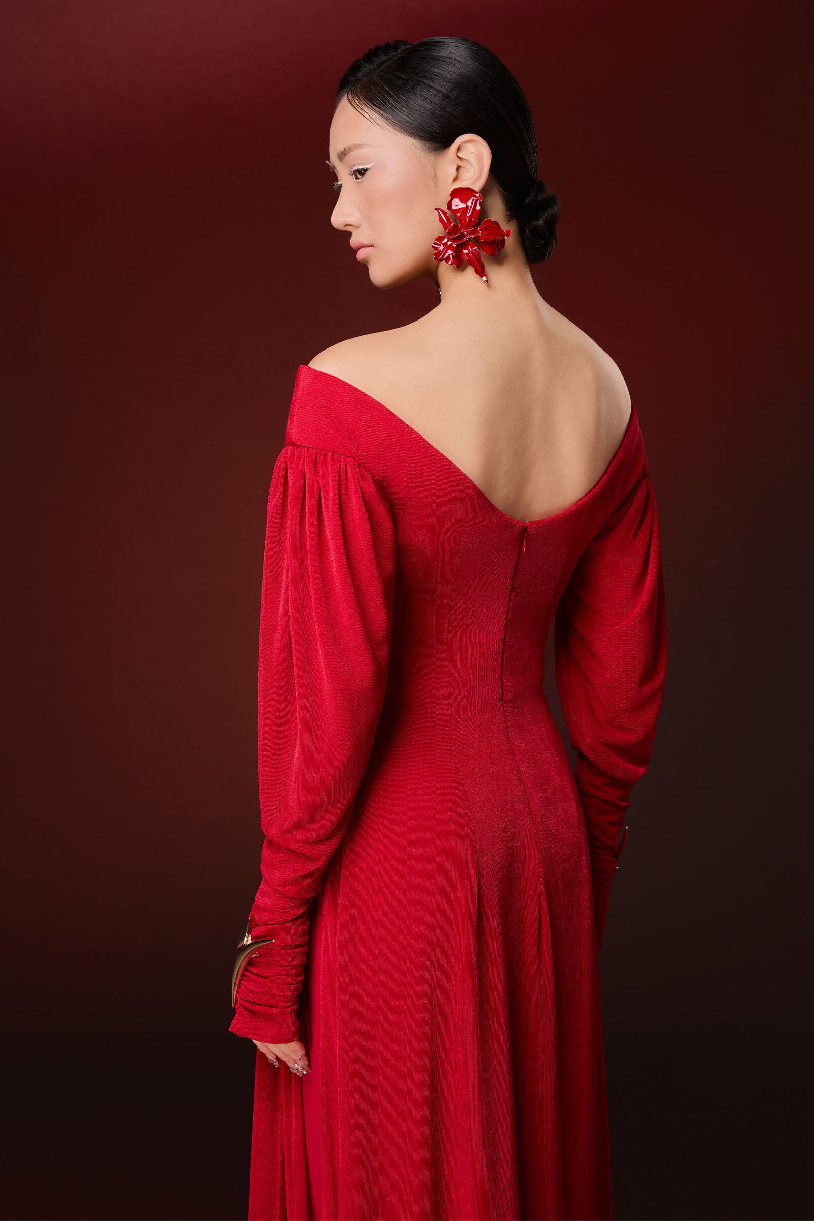 Saint Aurel Notch Neck Ao Dai Set