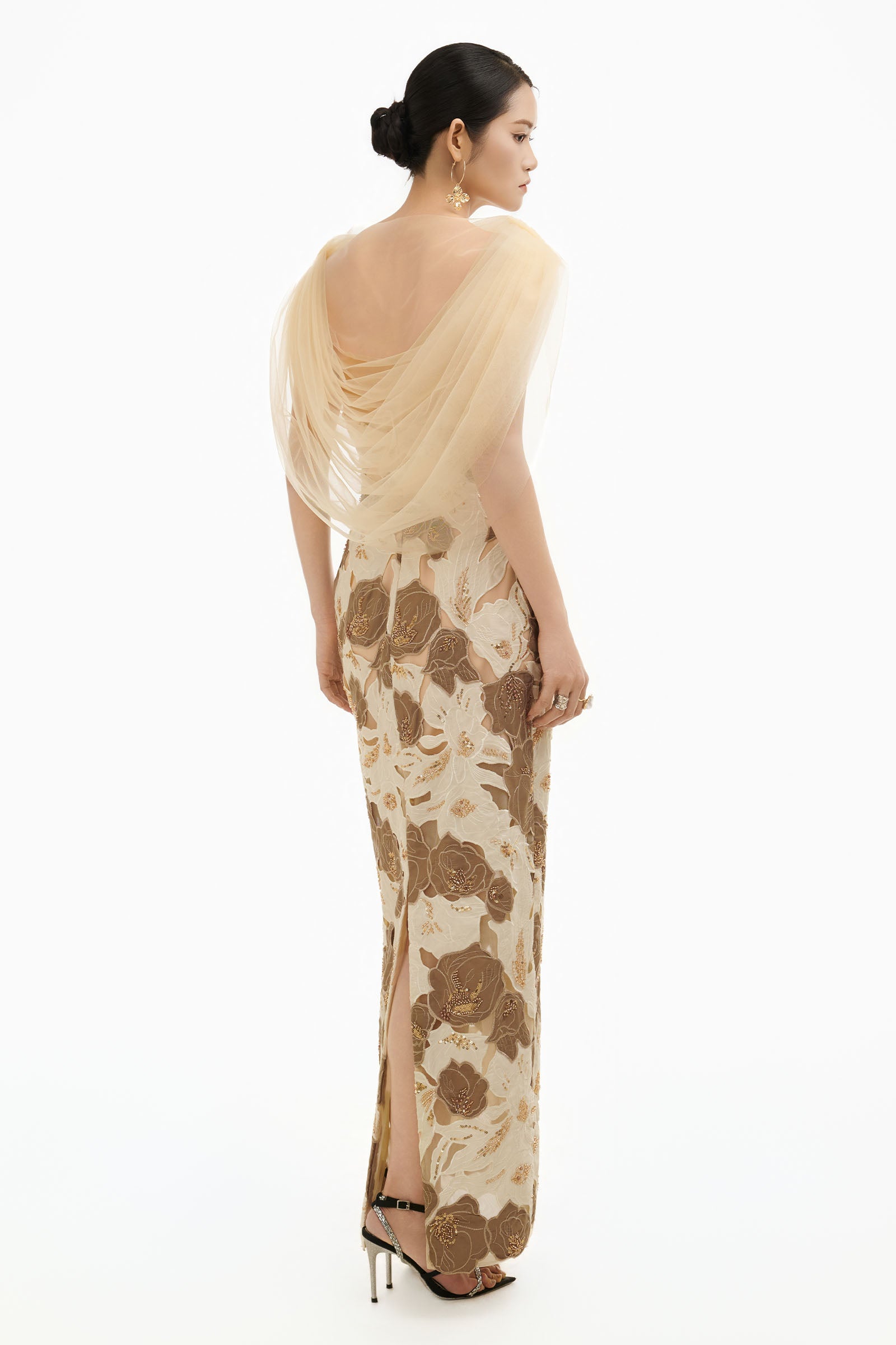Camellia Embroidery Maxi Dress