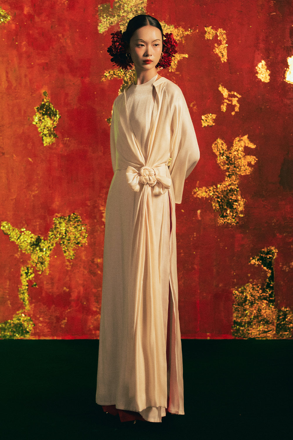 Dien Ket Round Neck Synthetic Silk Ao Dai