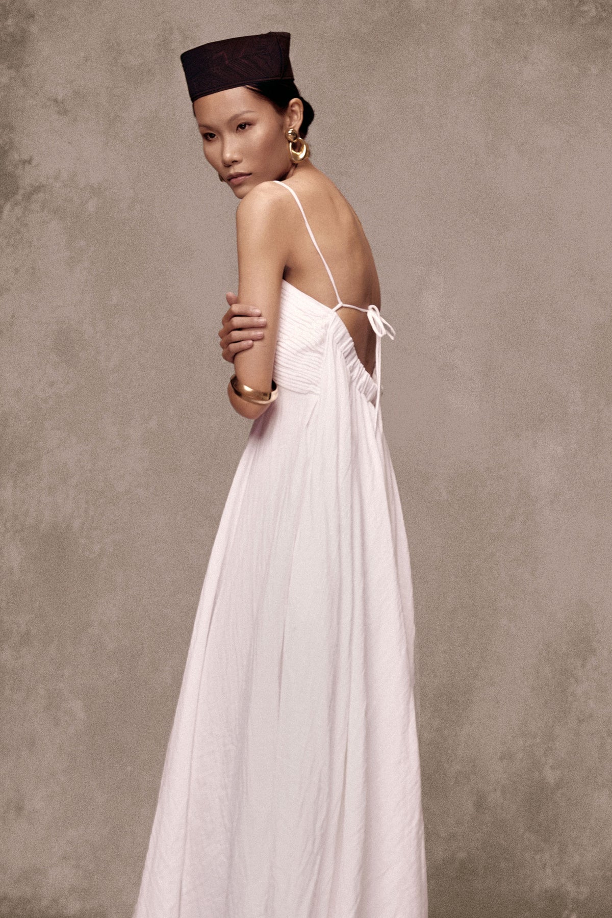 Bach Dang V-Neck Maxi Dress