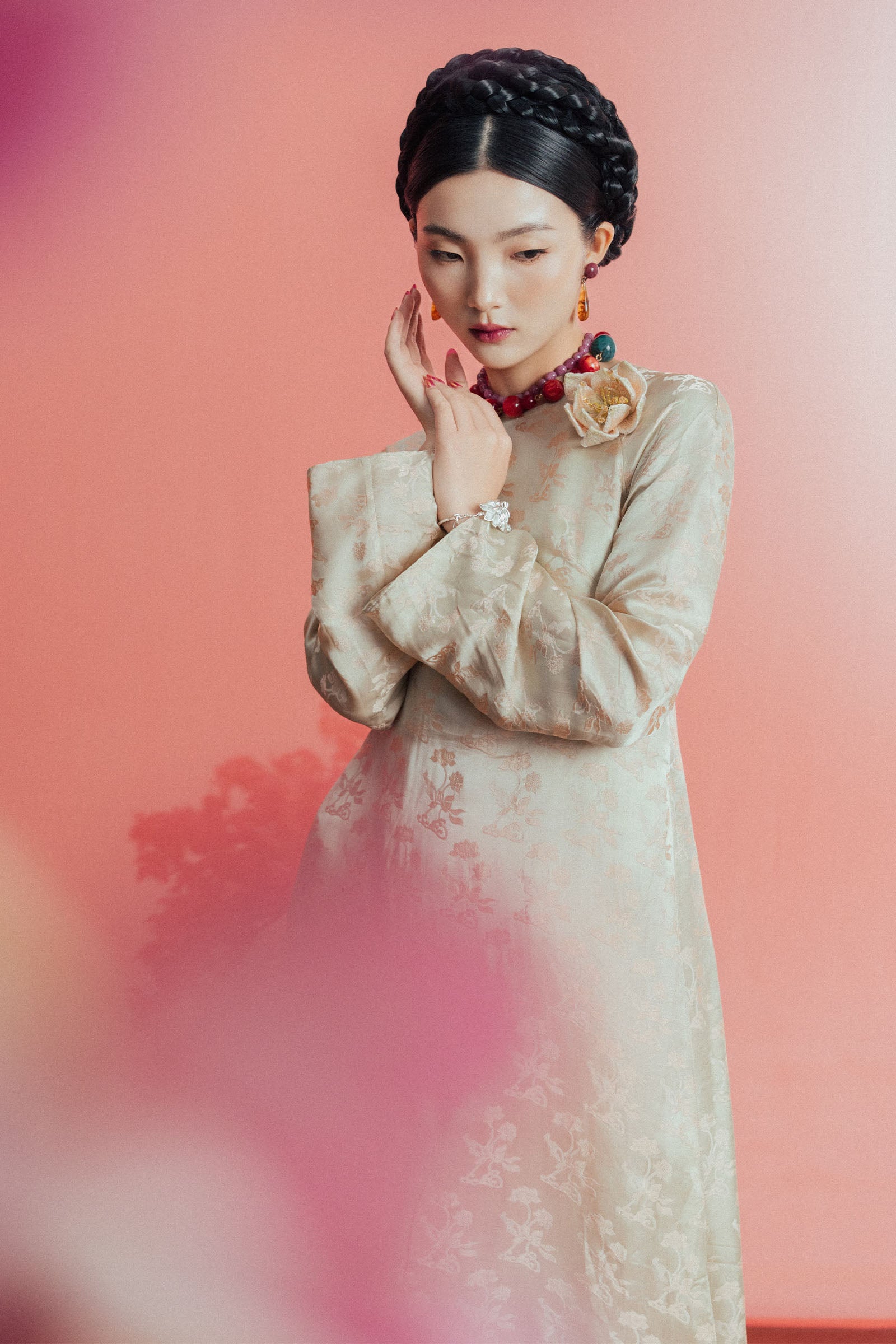 Lien Hoang Straight Ao Dai Set