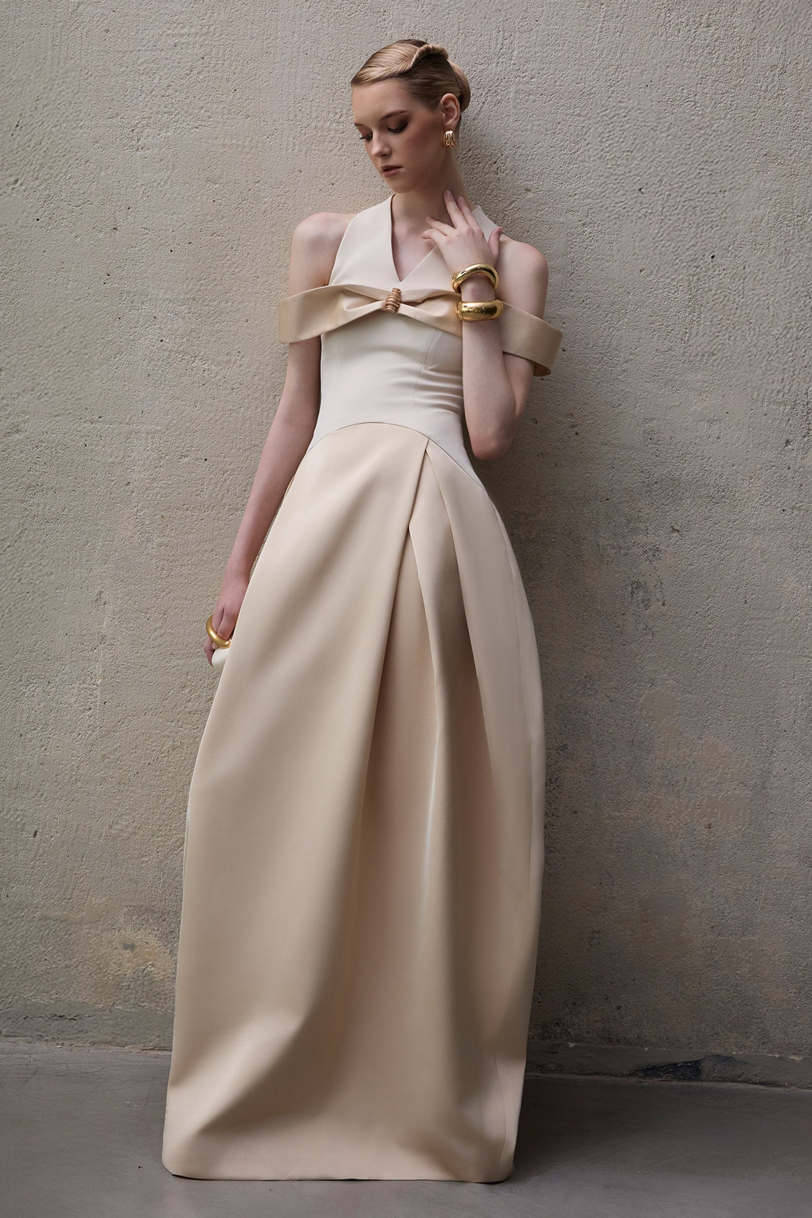 Juno Ball Gown Bow Maxi Dress Beige / L