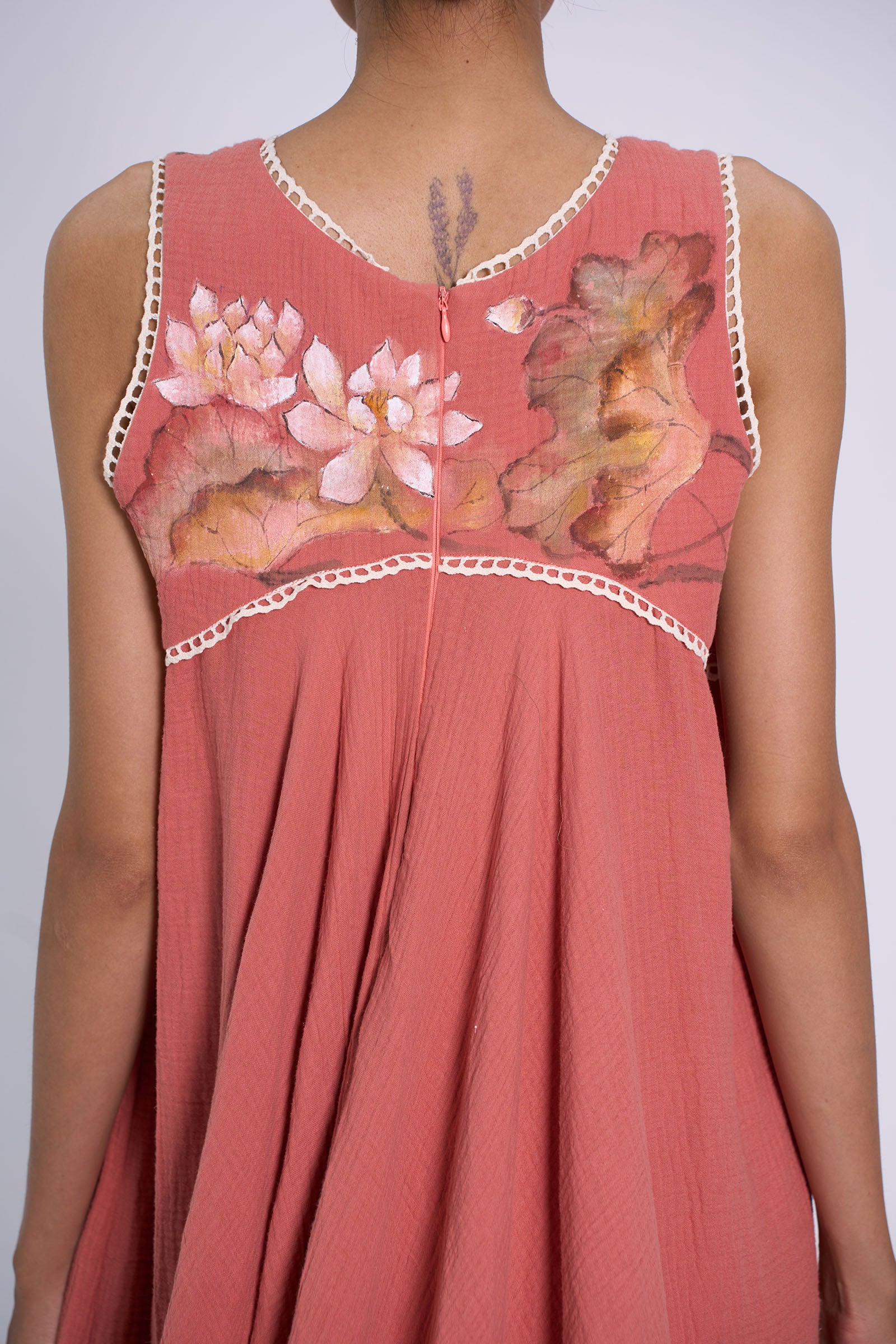 Bat Ngan Embroidery Maxi Dress