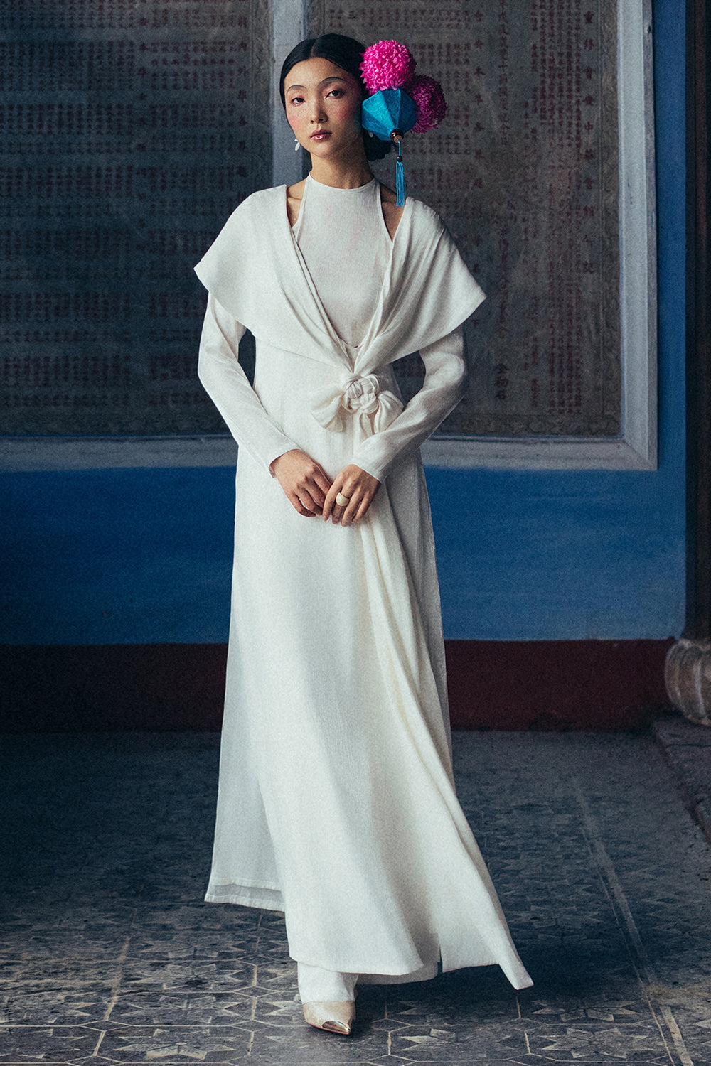 Yen Vu Mock Neck Synthetic Silk Ao Dai