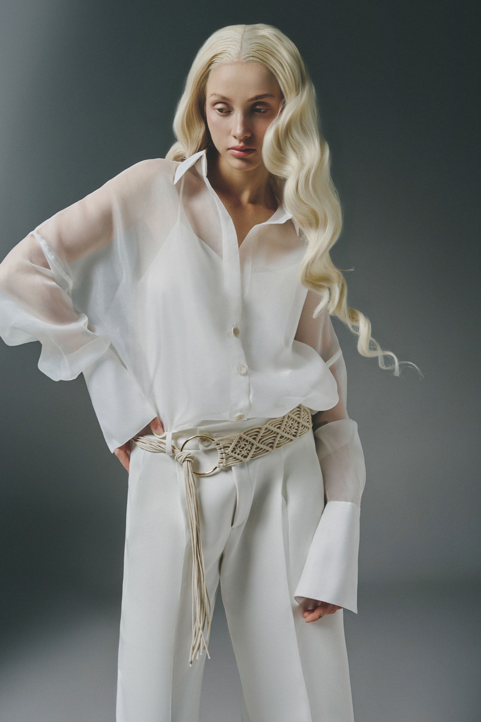 Hepburn V-Neck Shirt
