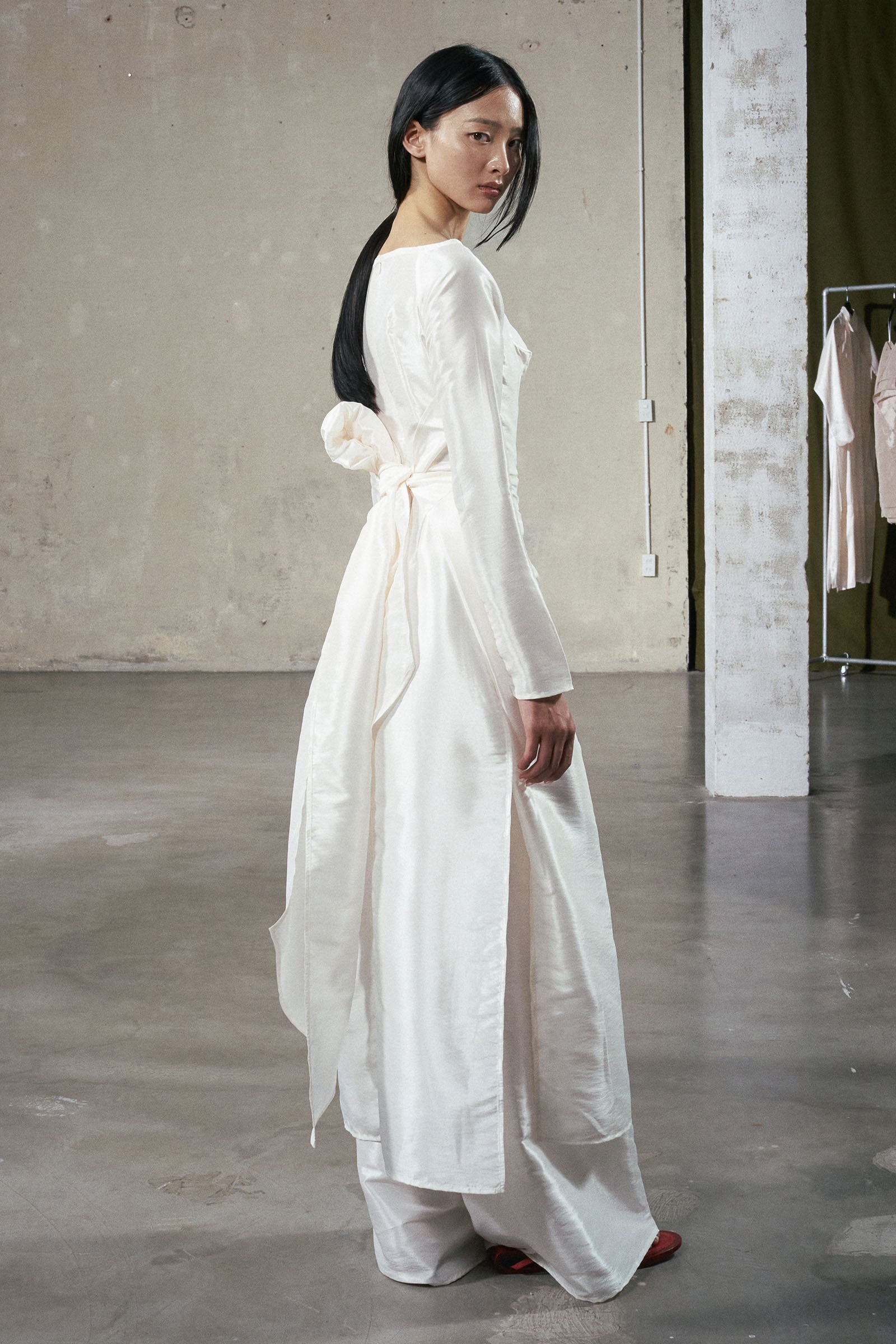 Thoi Ngoc Boat Neck Ao Dai Set