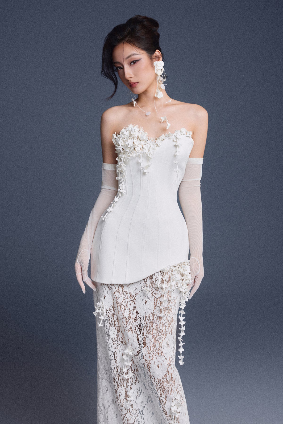 Avel Sweetheart Maxi Dress