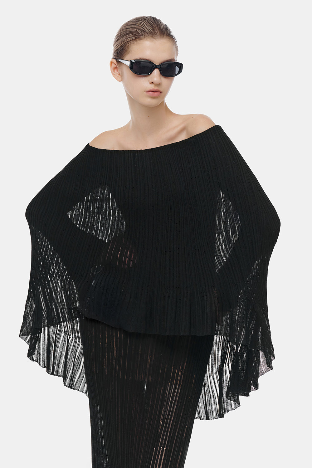 Séraphine Cape Pleated Maxi Dress