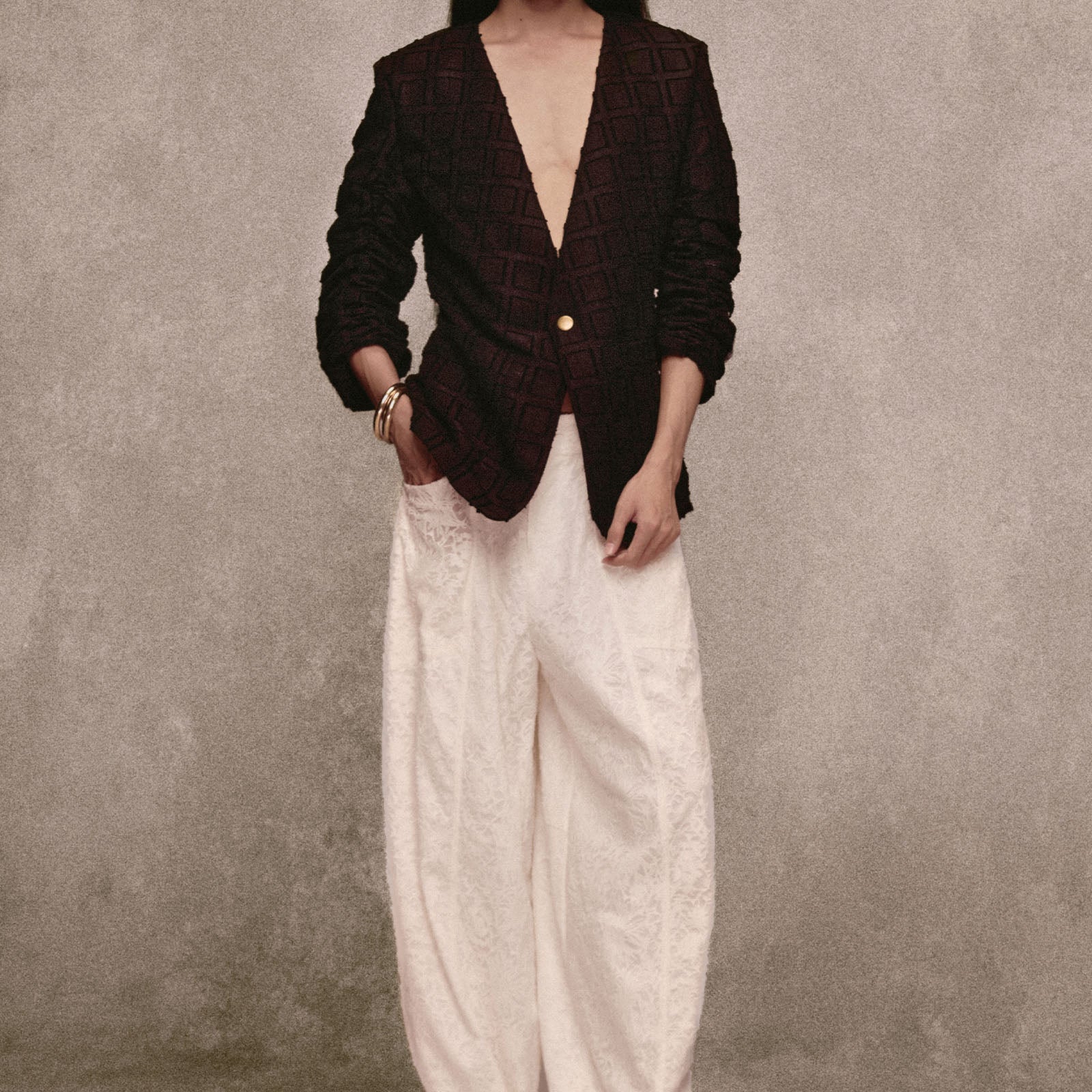 Ben Thanh V-Neck Blazer