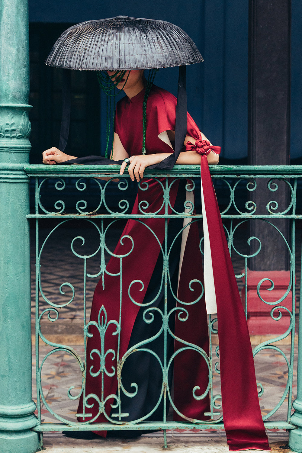 Truong An Straight Synthetic Silk Ao Dai