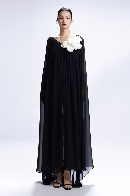 Hestia Scoop Neck Applique Maxi Dress