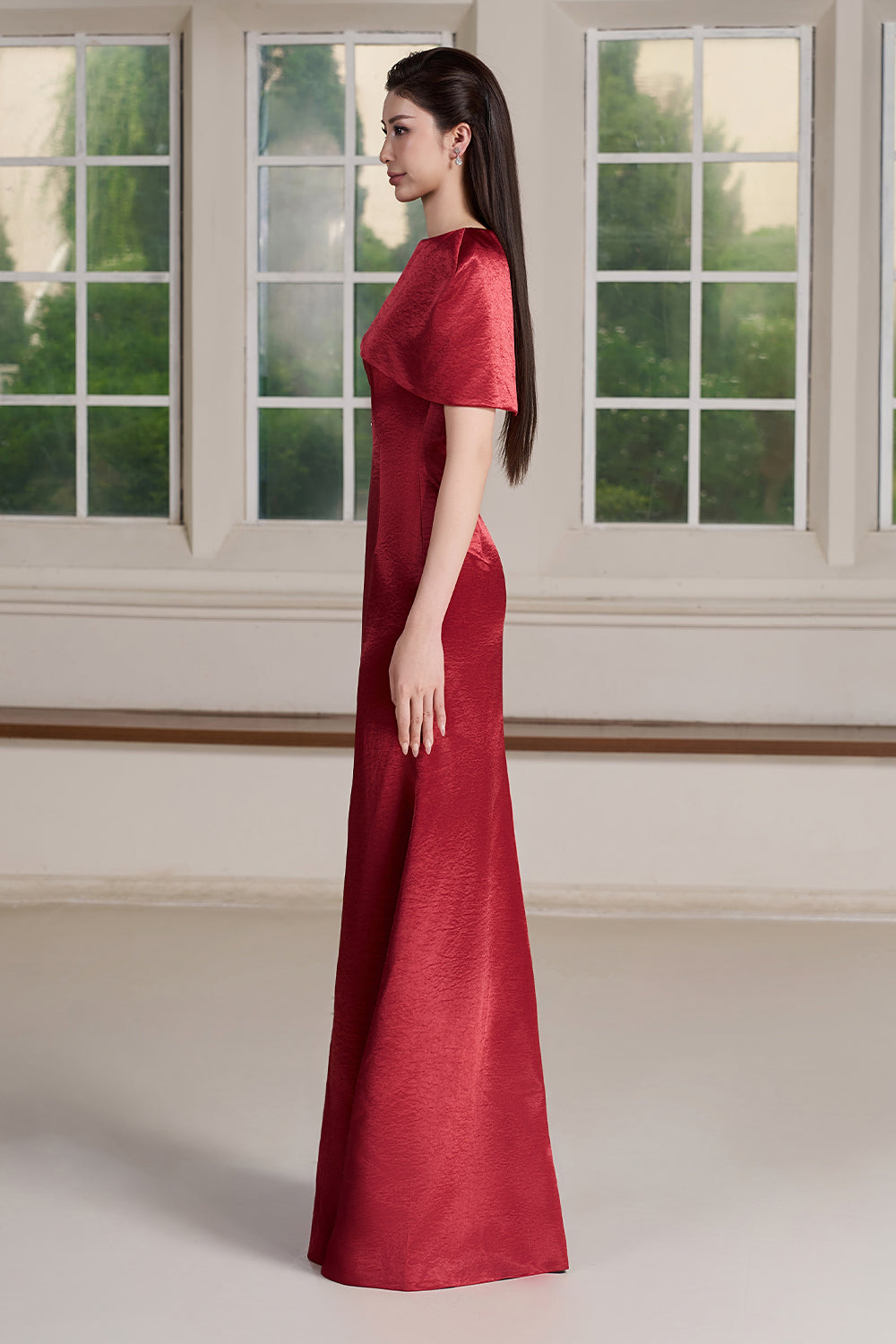 Iva Cape Sleeve Maxi Dress