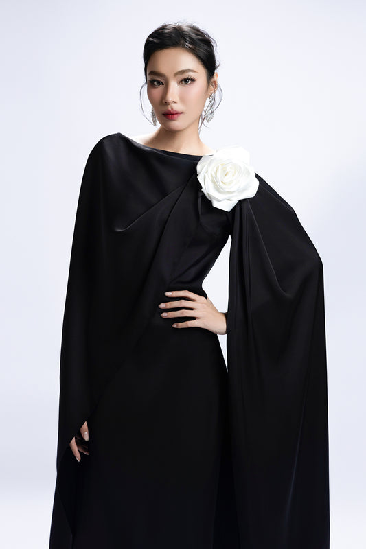 Elara Boat Neck Applique Maxi Dress