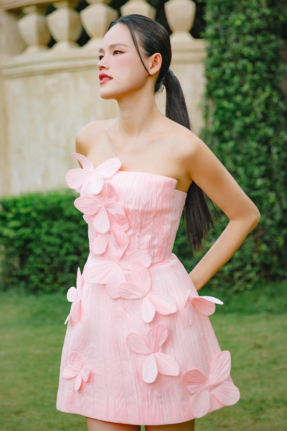 Hyacinth Strapless Flower Applique Organza Voile Mini Dress