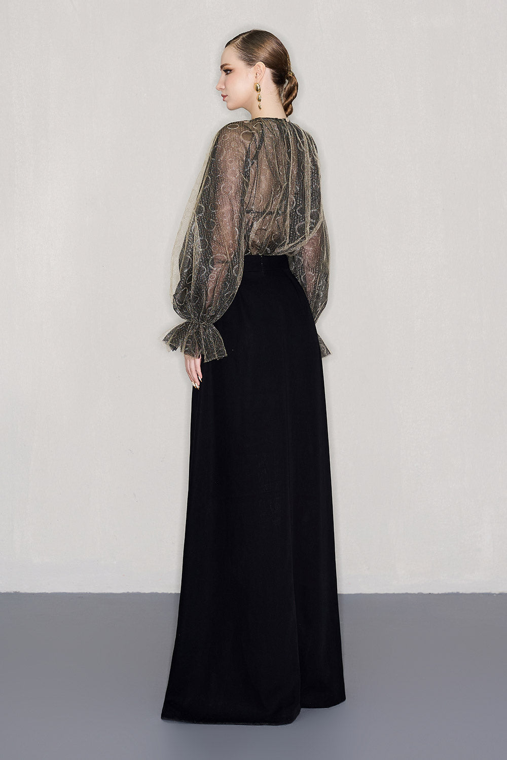 Devon Straight Poet Sleeved Mesh Top