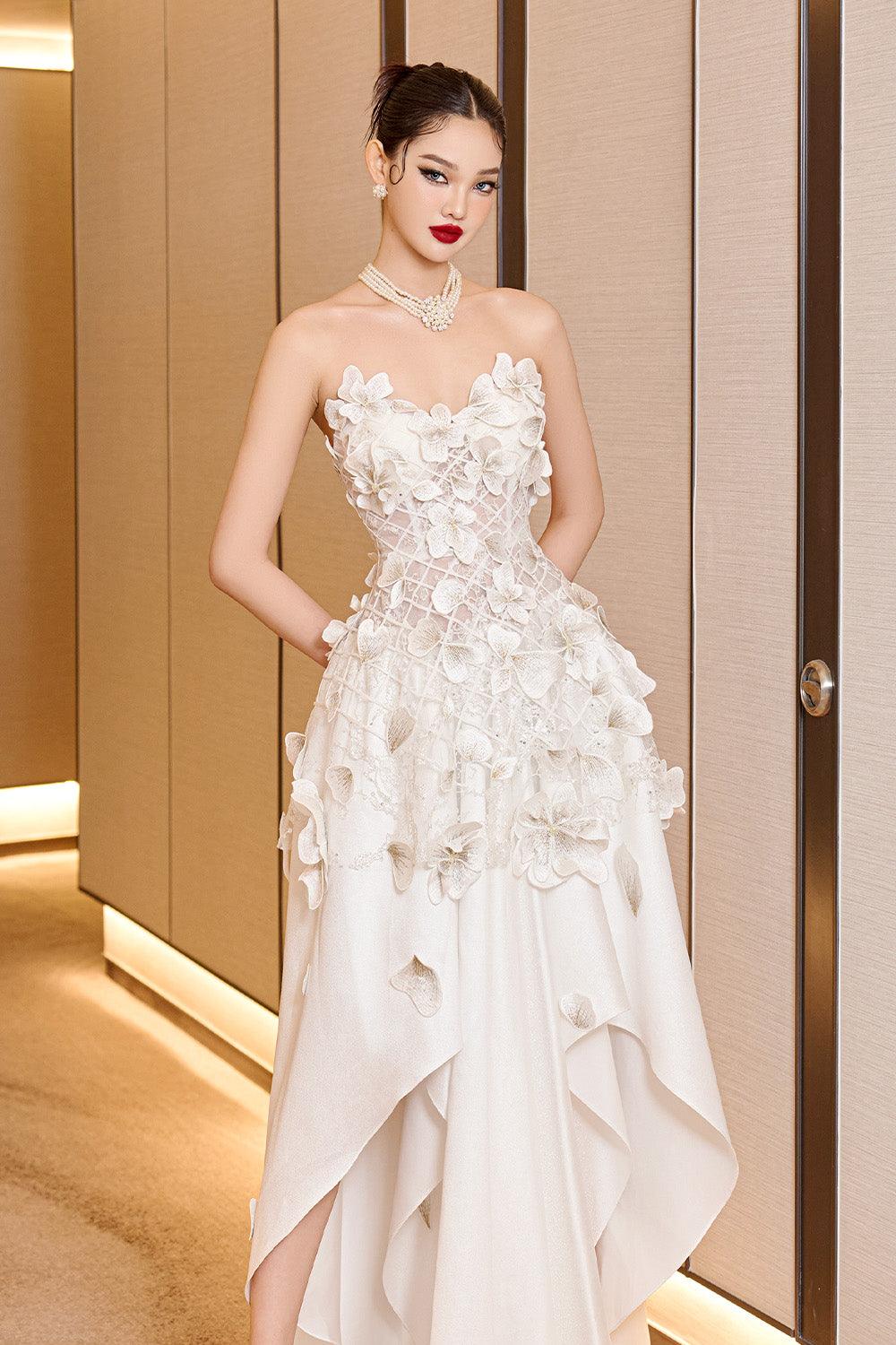 Crystal Couture A-line Sweetheart Neck Mesh Taffeta Floor Length Dress