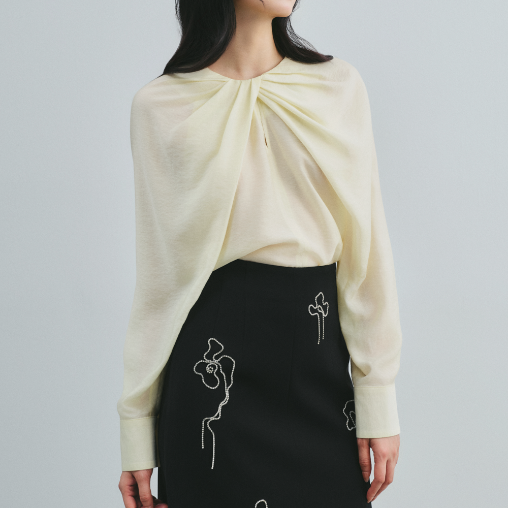 Remi Straight Cuff Sleeved Linen Top