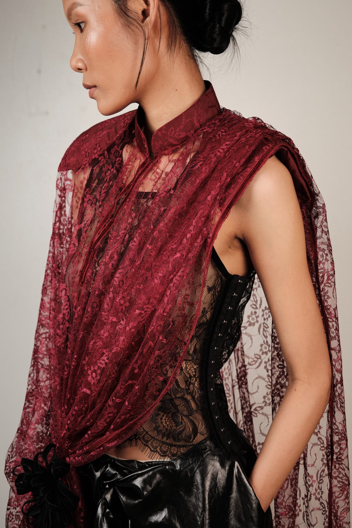 Xom Dao Asymmetric Cape