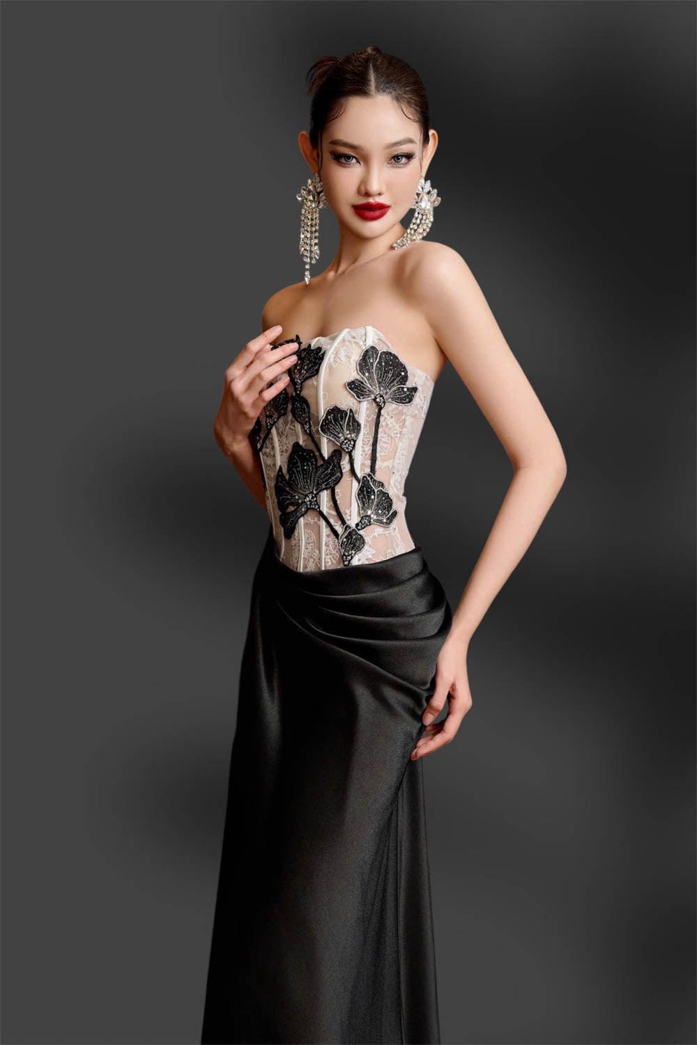 Women's Celestial Charm Slit Waist Pleated Mesh Silk Floor Length Dress S/M/L Black MEAN BLVD, Black / S Women's Celestial Charm Slit Waist Pleated Mesh Silk Floor Length Dress S/M/L Black MEAN BLVD, Black / S
