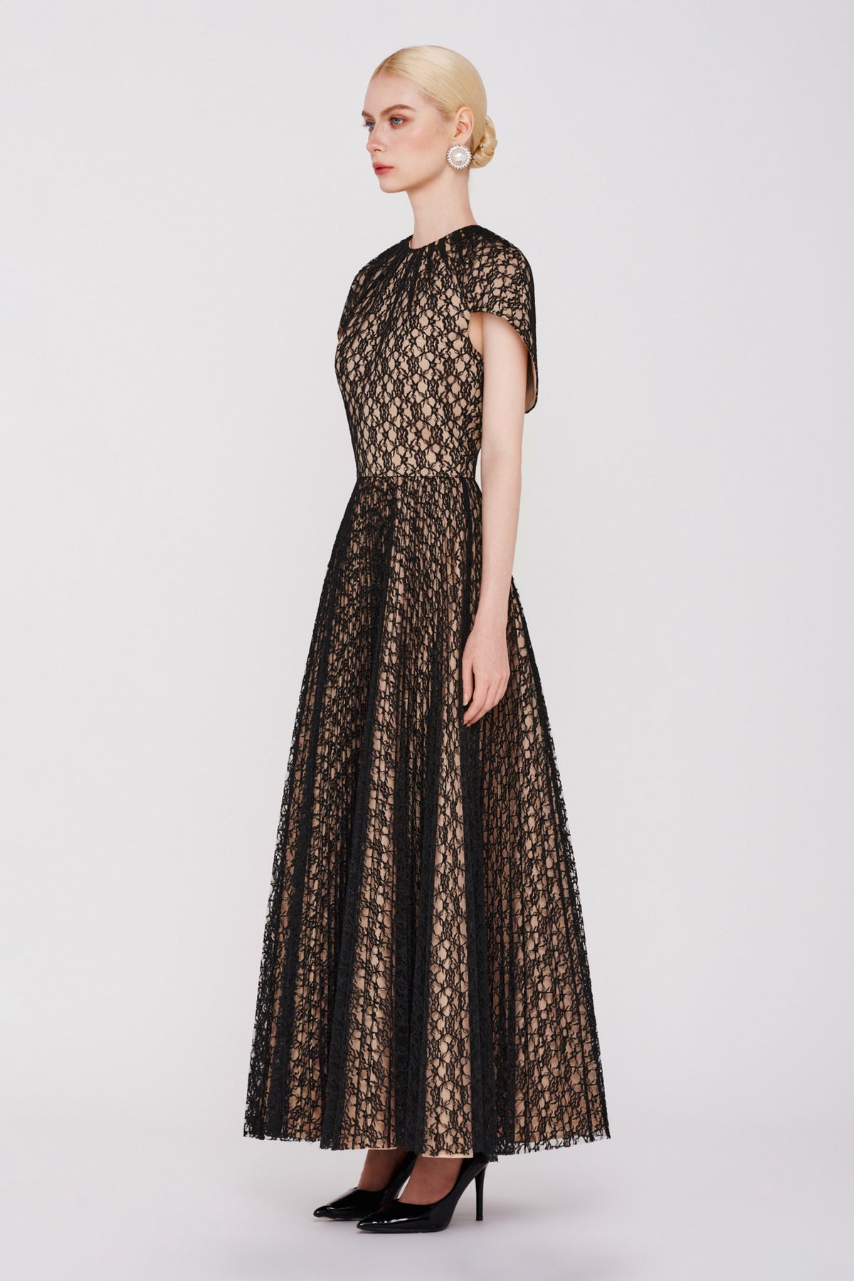 Aven Cape Sleeve Maxi Dress