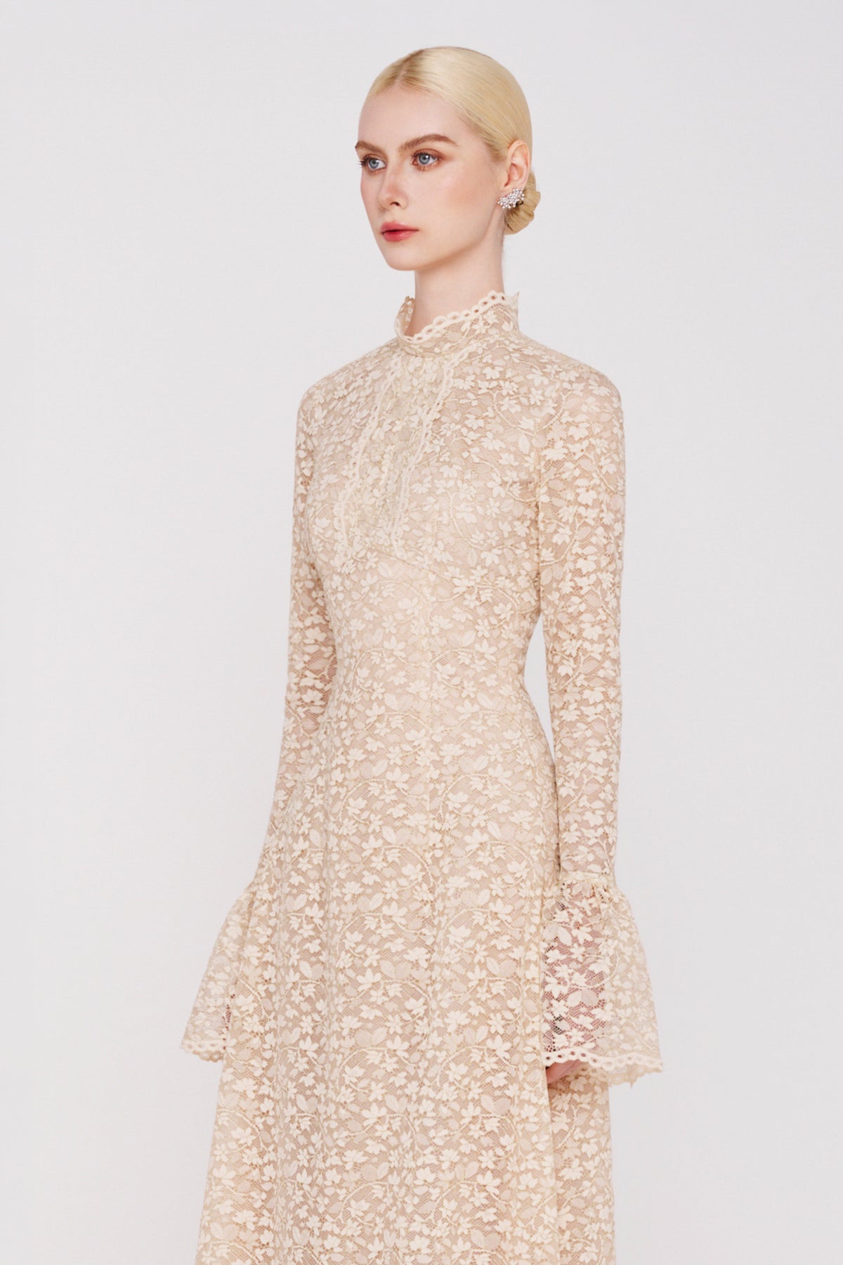 Veya Bell Sleeve Midi Dress
